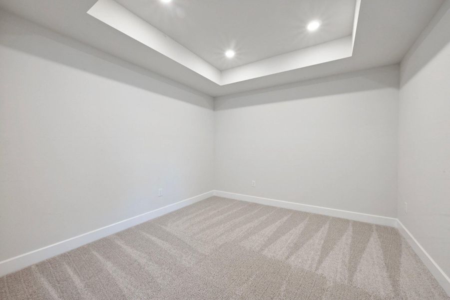 Spacious, unfurnished interior of a new home in Santa Rita Ranch, Liberty Hill (Image 16).