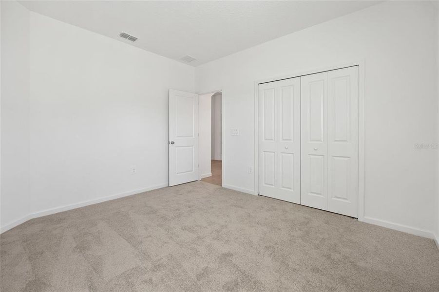 Spacious, unfurnished interior of a new home in , Dunnellon (Image 17).