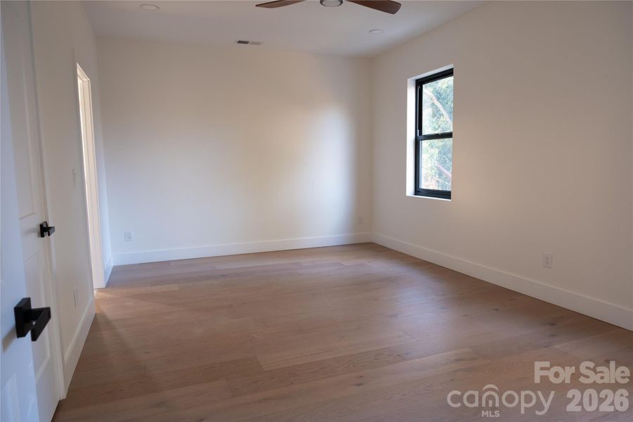 Spacious, unfurnished interior of a new home in , Charlotte (Image 12).