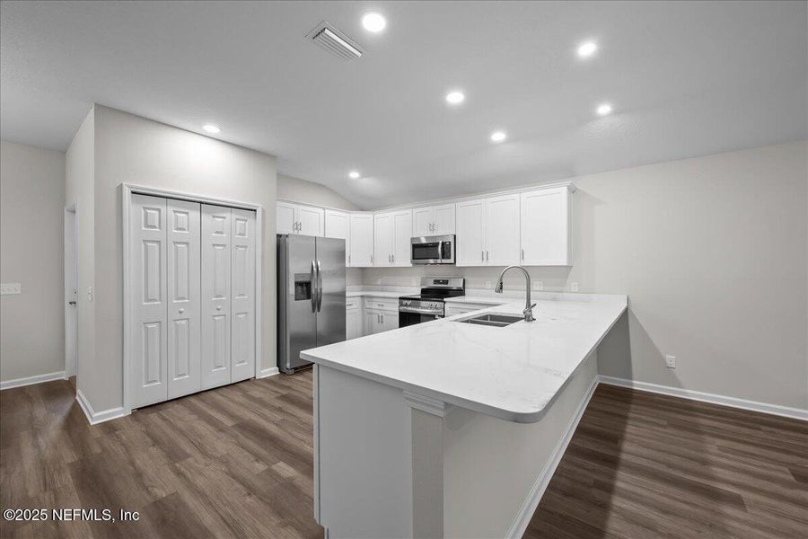 Furnished interior view inside a new home in , Palatka (Image 8).