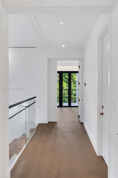Spacious, unfurnished interior of a new home in , Miami (Image 13).
