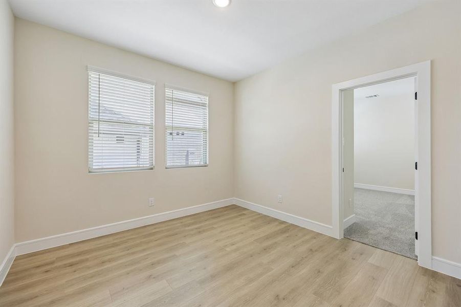 Spacious, unfurnished interior of a new home in Elevon, Lavon (Image 26). Spacious, unfurnished interior of a new home in Elevon, Lavon (Image 26).