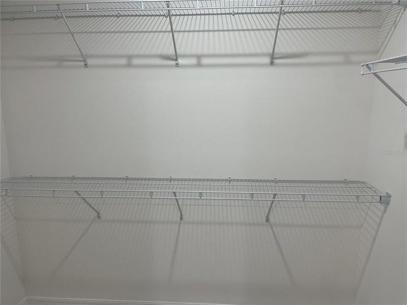 Spacious, unfurnished interior of a new home in Royal Highlands, Weeki Wachee (Image 22).