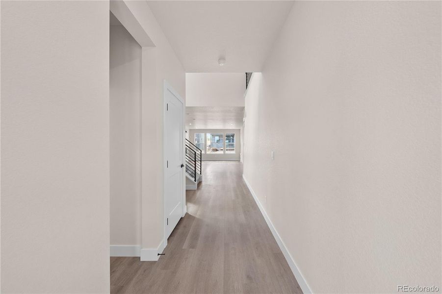 Spacious, unfurnished interior of a new home in Harmony at Sterling Ranch, Littleton (Image 31). Spacious, unfurnished interior of a new home in Harmony at Sterling Ranch, Littleton (Image 31).