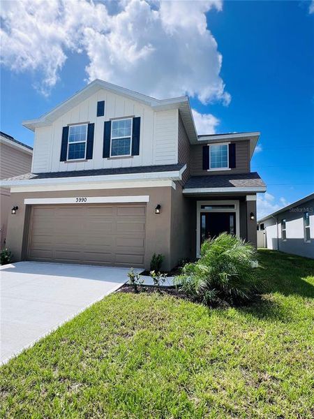 Exterior details and patio area of a home in Harmony Central, St. Cloud (Image 3).