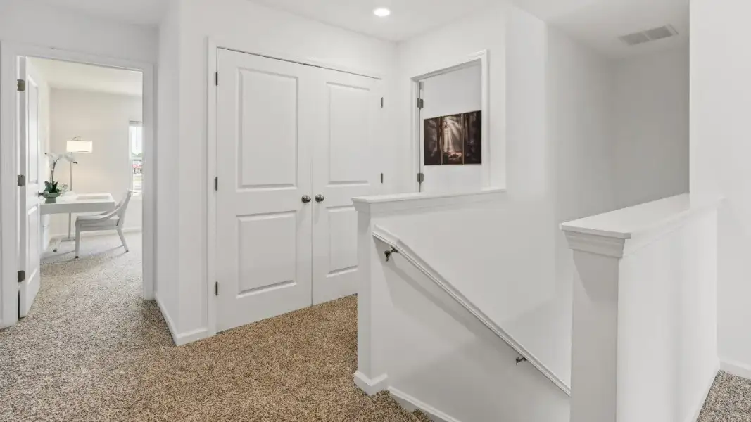 Representative furnished interior of a home built from the Pattison Townhome by D.R. Horton in Cherokee Overlook, Sevierville (Image 18).