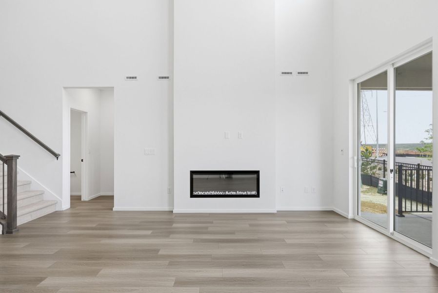 Spacious, unfurnished interior of a new home in Harvest Crossing, Aurora (Image 21).