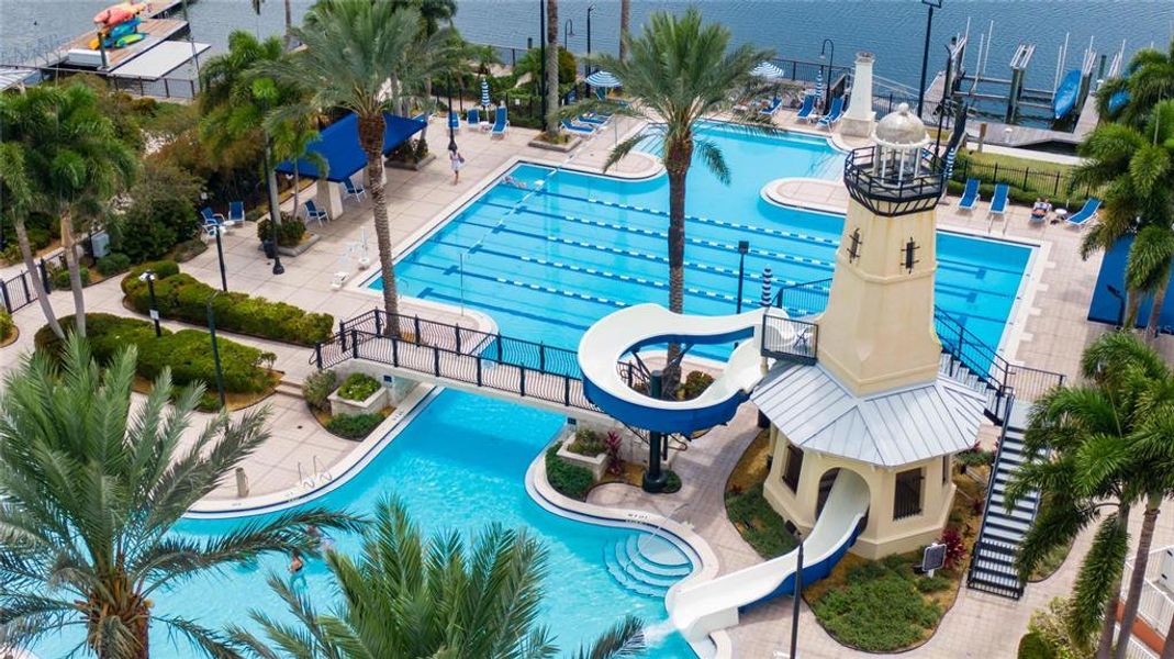 Community amenities in , Apollo Beach (Image 52).