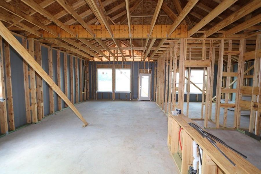 Spacious, unfurnished interior of a new home in Austin Point, Richmond (Image 11).