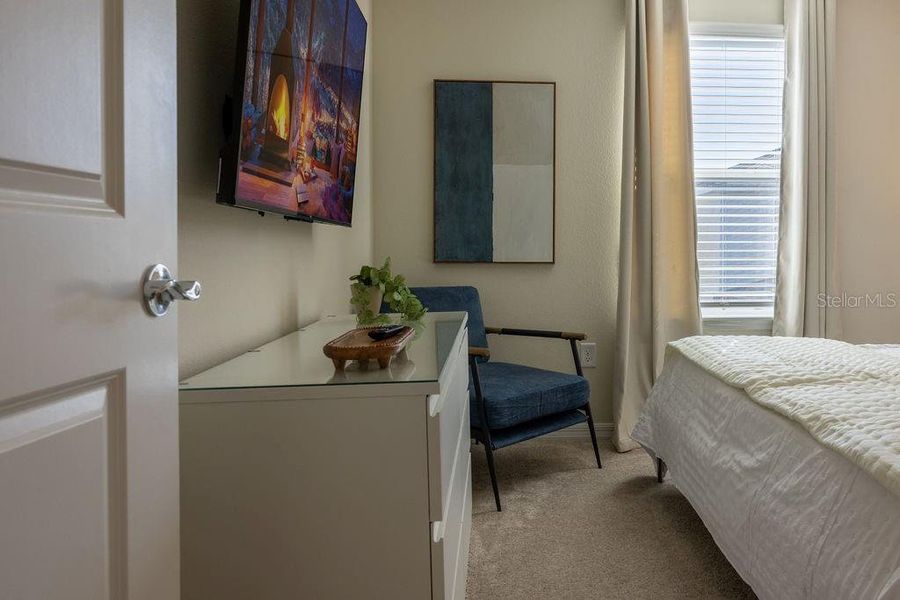 Furnished interior view inside a new home in , Clermont (Image 34).