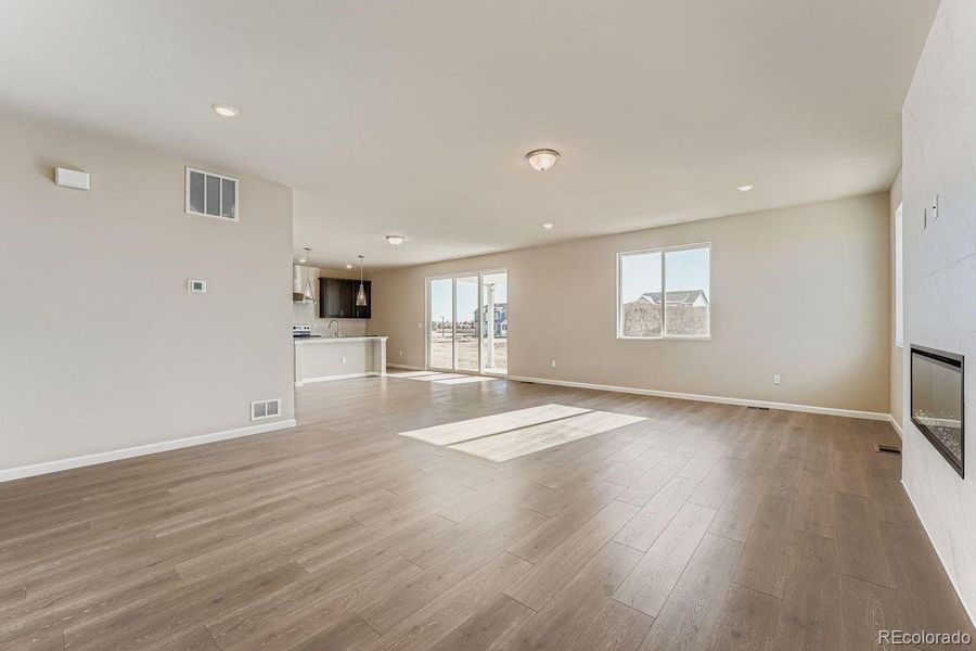 PHOTOS ARE OF ACTUAL HOME