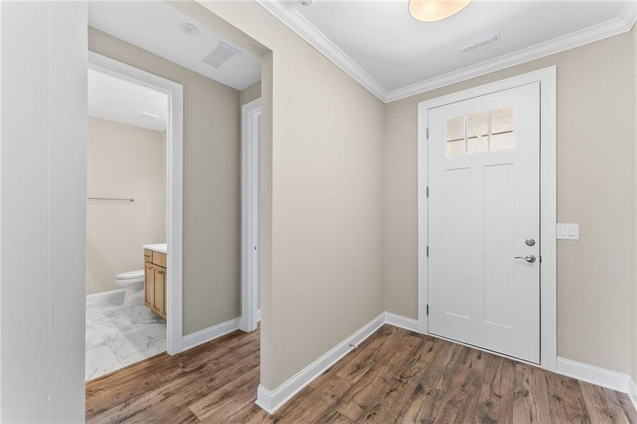 Spacious, unfurnished interior of a new home in The Courtyards at Post Road, Cumming (Image 15).