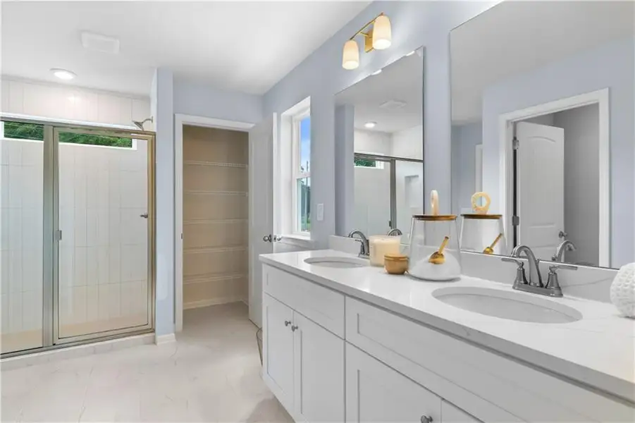 Furnished interior view inside a new home in Langley Overlook, Loganville (Image 32). Furnished interior view inside a new home in Langley Overlook, Loganville (Image 32).