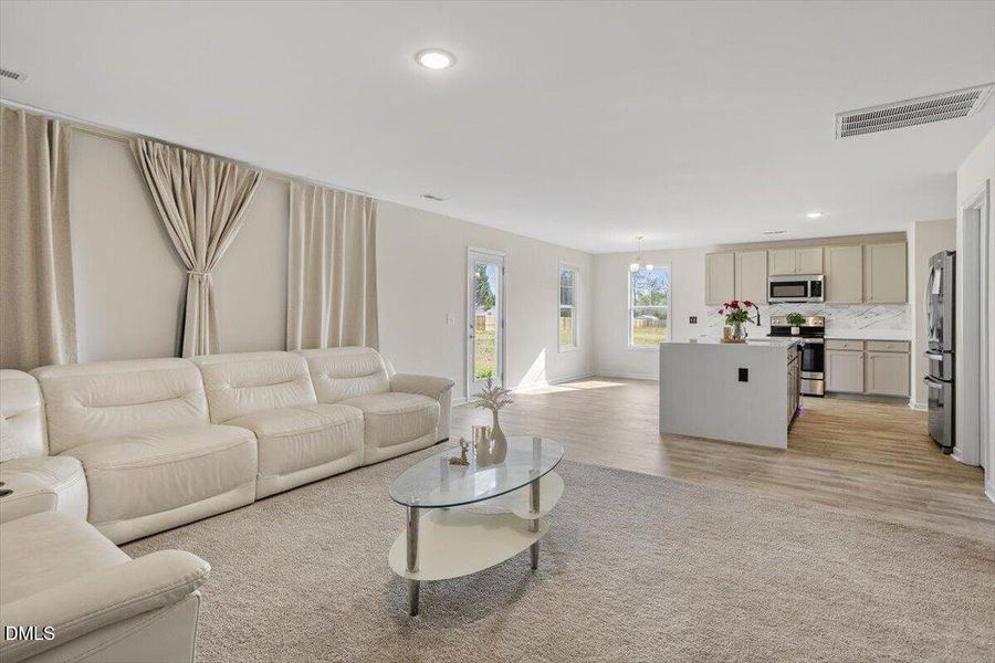 15-107 Alderman Ct [2915115]_15