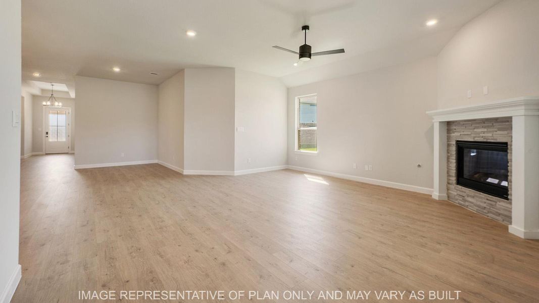 Spacious, unfurnished interior of a new home in Wellborn Settlement, College Station (Image 16).