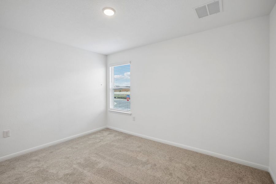 Spacious, unfurnished interior of a new home in Lisso, Pflugerville (Image 39).