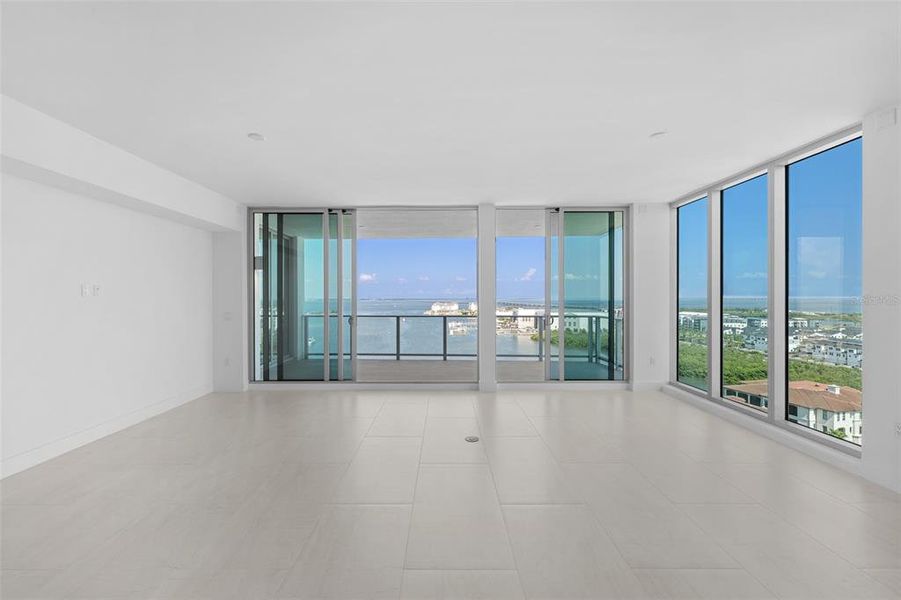 Spacious, unfurnished interior of a new home in , Tampa (Image 28). Spacious, unfurnished interior of a new home in , Tampa (Image 28).