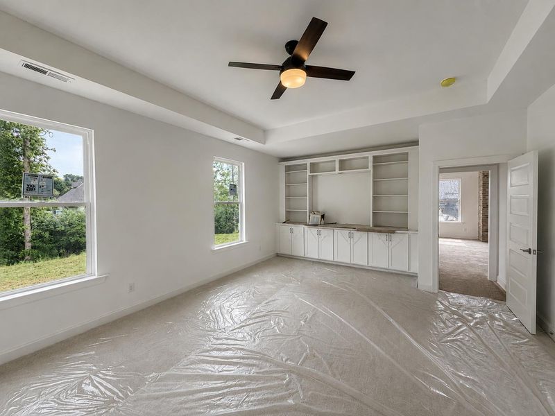 Image 13 of a home in Timberlee.