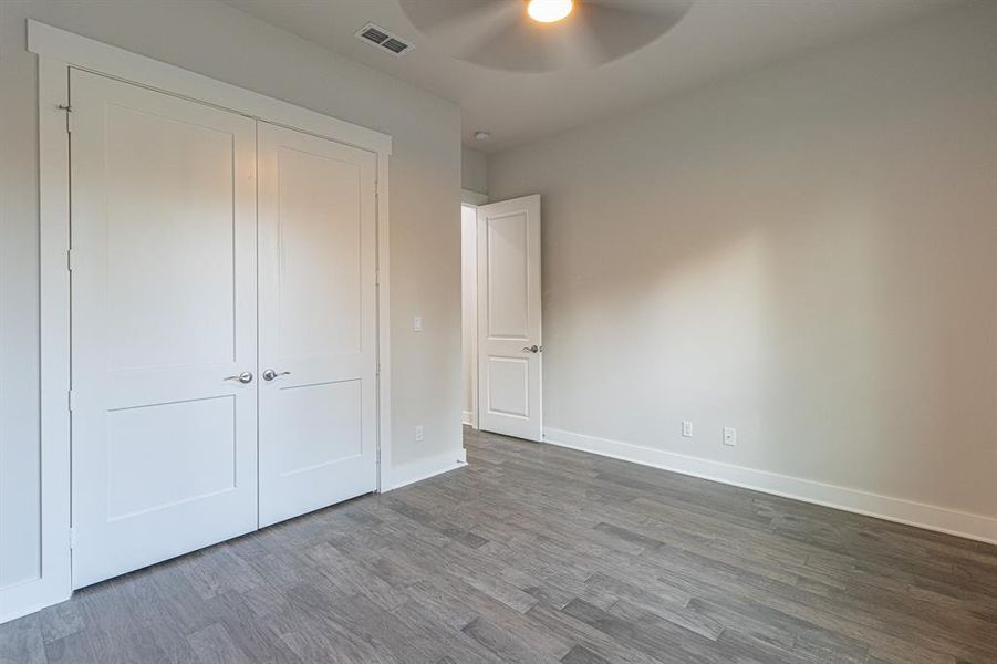 Spacious, unfurnished interior of a new home in , Tyler (Image 36).