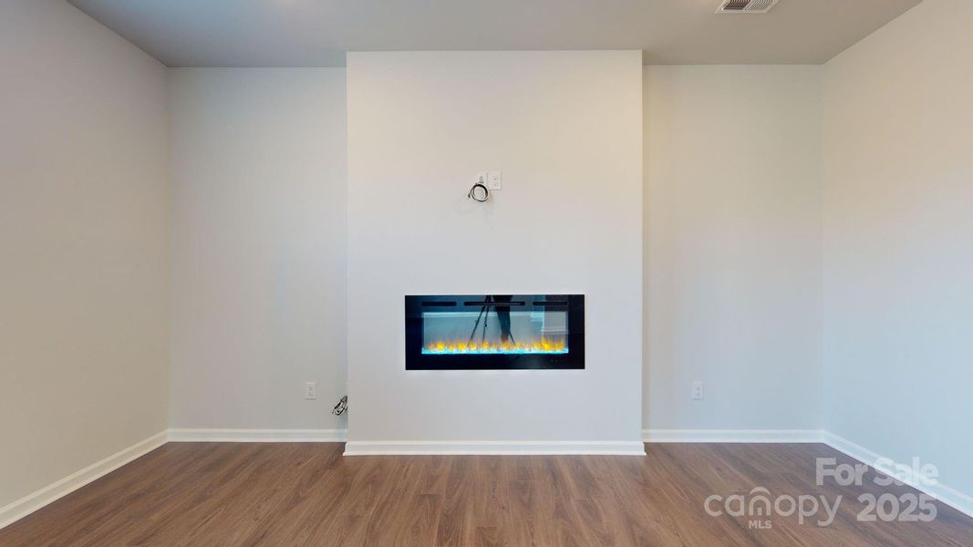 Spacious, unfurnished interior of a new home in , Charlotte (Image 23).