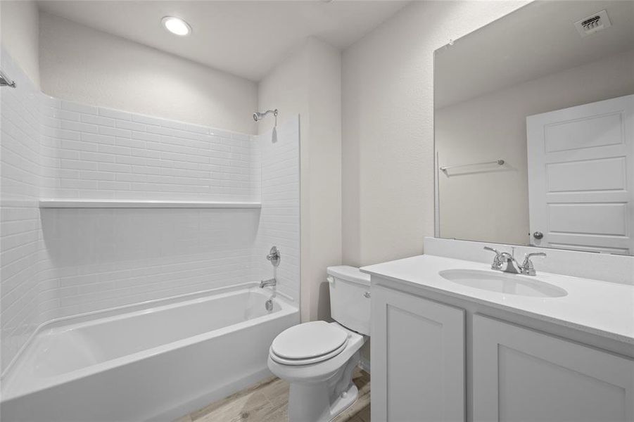 2621 Streamside Bathroom2