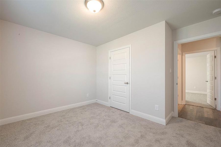 Spacious, unfurnished interior of a new home in Bayou Maison, Dickinson (Image 14). Spacious, unfurnished interior of a new home in Bayou Maison, Dickinson (Image 14).