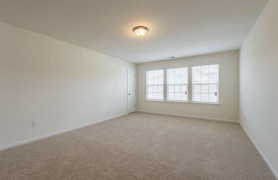 Spacious, unfurnished interior of a new home in Sweetgrass at Summers Corner, Summerville (Image 16). Spacious, unfurnished interior of a new home in Sweetgrass at Summers Corner, Summerville (Image 16).