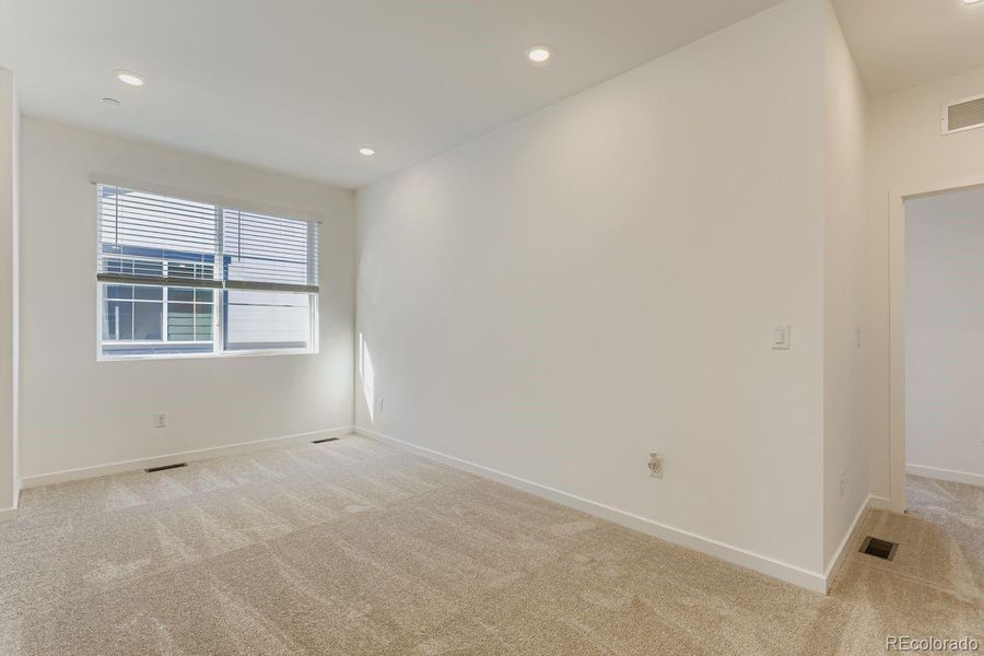 Spacious, unfurnished interior of a new home in Uplands, Westminster (Image 23). Spacious, unfurnished interior of a new home in Uplands, Westminster (Image 23).