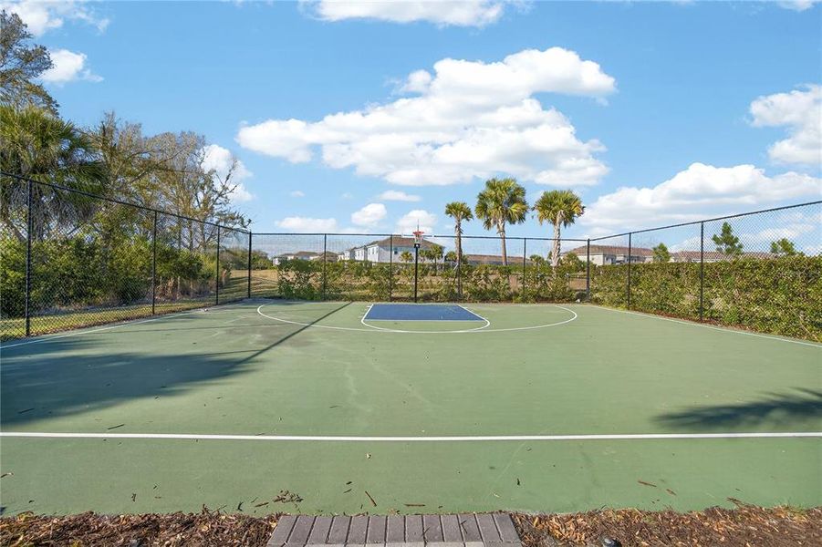 Community amenities in , Nokomis (Image 57).