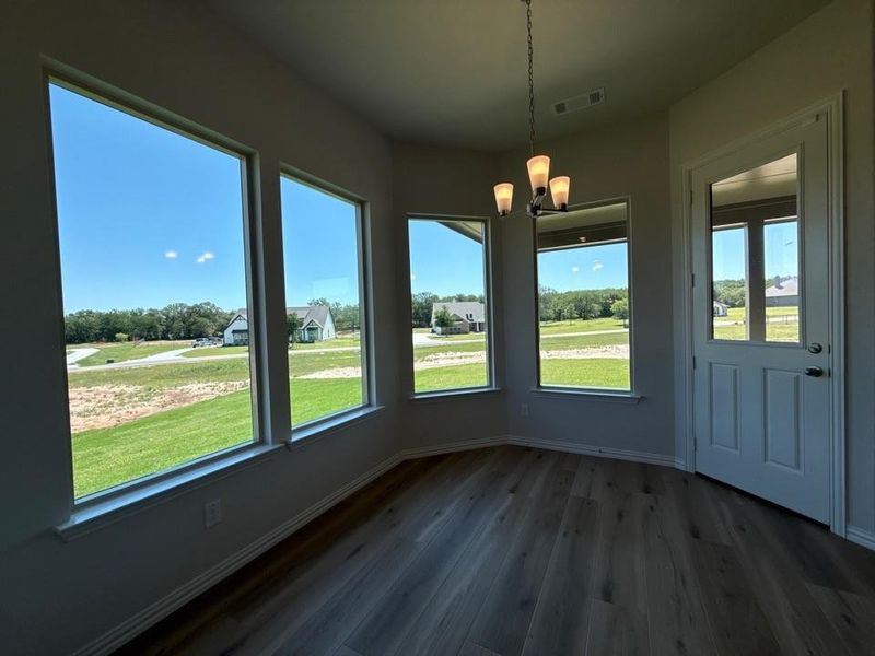 Spacious, unfurnished interior of a new home in Oak Grove Addition, Springtown (Image 15).