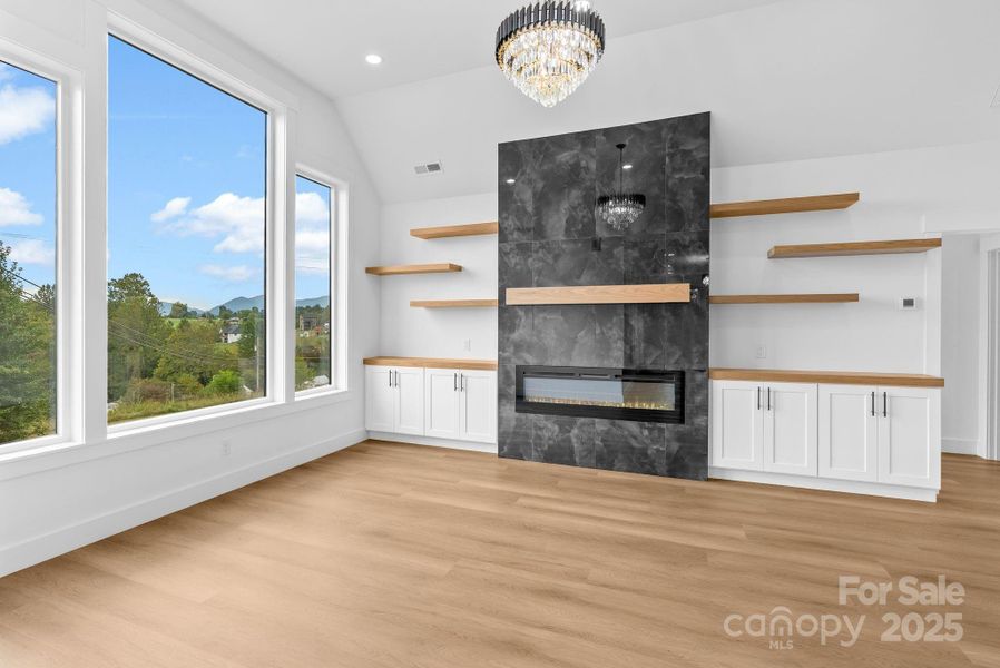 Spacious, unfurnished interior of a new home in , Leicester (Image 29).