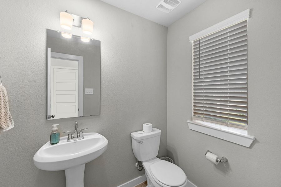 Furnished interior view inside a new home in Moran Ranch, Willis (Image 11).