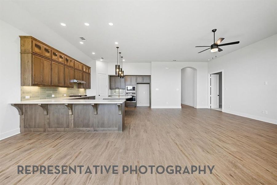 Furnished interior view inside a new home in Canyon Creek Estates, Sherman (Image 6).