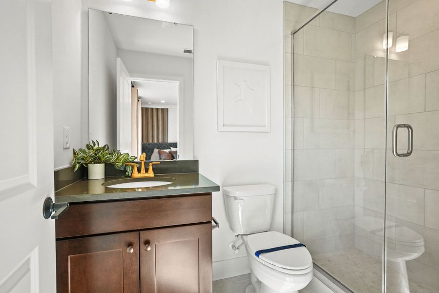 Representative furnished interior of a home built from the Montadale by Pulte Homes in The Retreat at Carolina Ridge, Harrisburg (Image 22).