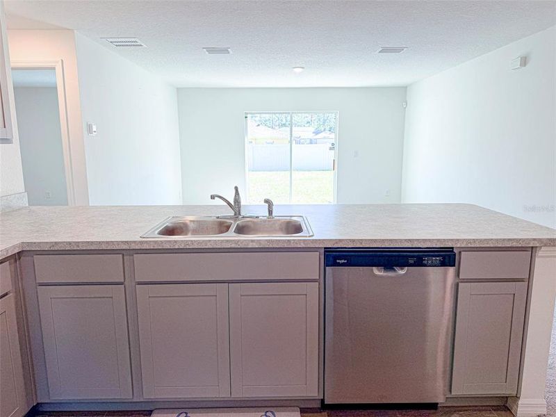 Image 75 of a home in .