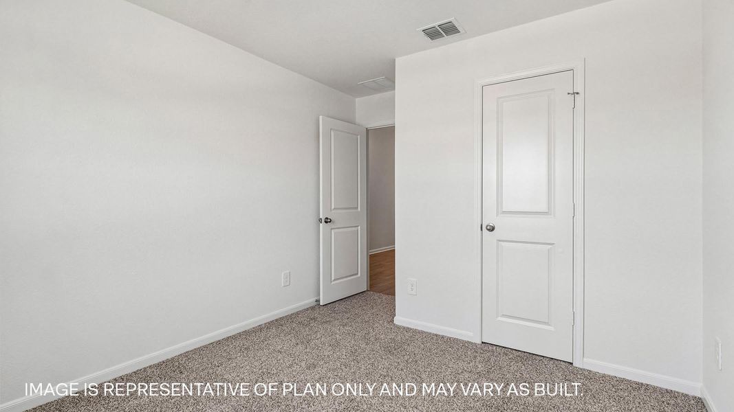 Representative unfurnished interior of a home built from the The Caden by D.R. Horton in Briarwood, Elgin (Image 22).