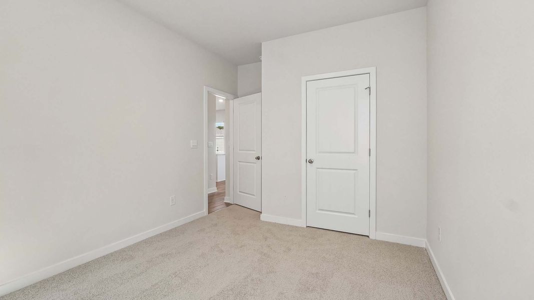Spacious, unfurnished interior of a new home in Zion Springs, Hickory (Image 21).