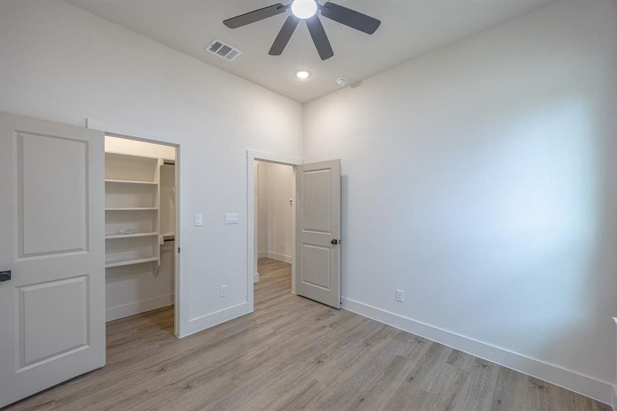 Spacious, unfurnished interior of a new home in , Fort Worth (Image 22).