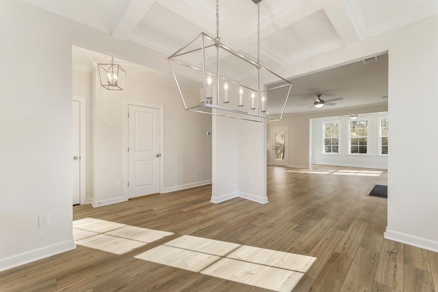Spacious, unfurnished interior of a new home in Windsor Forest, Anderson (Image 14).