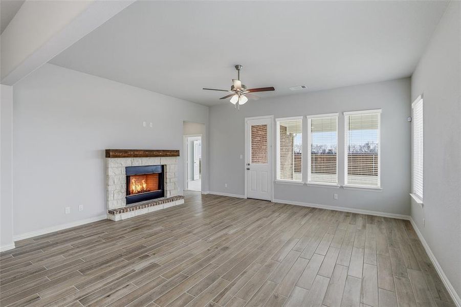 Spacious, unfurnished interior of a new home in Aero Vista, Caddo Mills (Image 27).