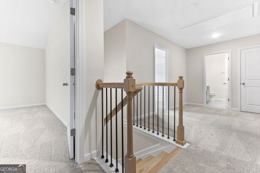 Spacious, unfurnished interior of a new home in Juliette Crossing, Forsyth (Image 100).