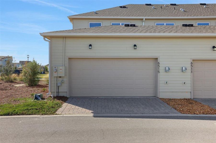 Exterior details and patio area of a home in , St. Cloud (Image 19).