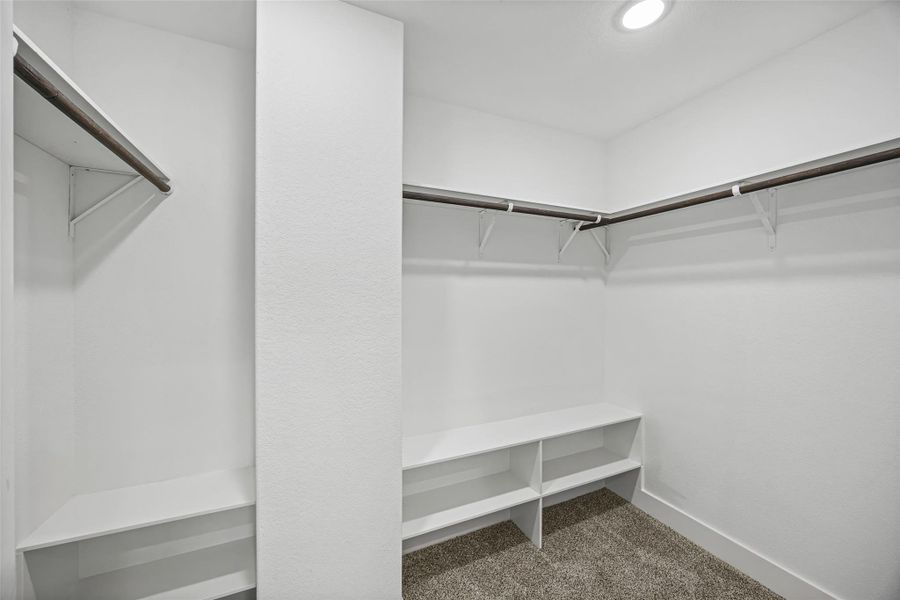 Spacious, unfurnished interior of a new home in , Houston (Image 16).