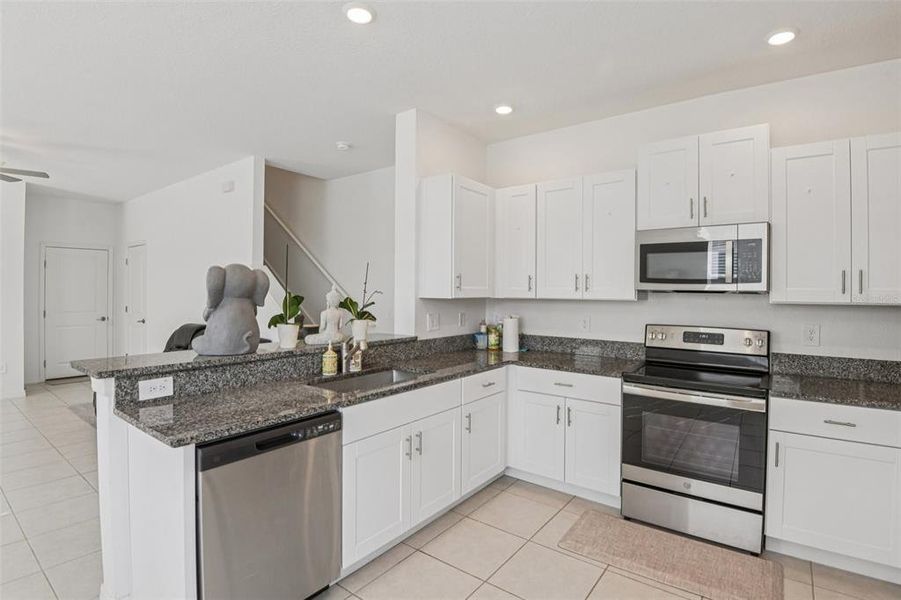 Furnished interior view inside a new home in , Land O' Lakes (Image 9).