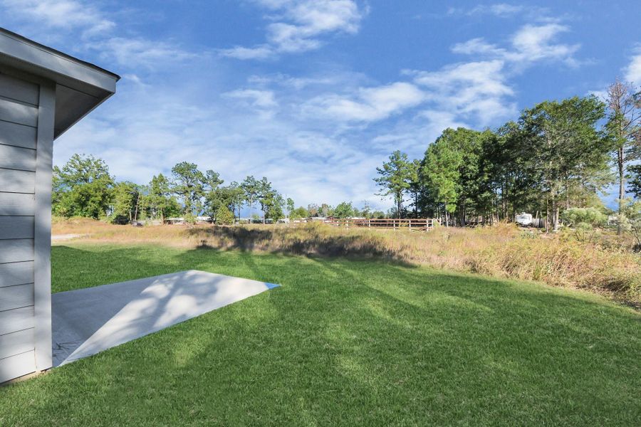 Exterior details and patio area of a home in Santa Fe, Cleveland (Image 3). Exterior details and patio area of a home in Santa Fe, Cleveland (Image 3).
