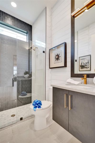 Furnished interior view inside a new home in Esprit at Avenir, Palm Beach Gardens (Image 51).