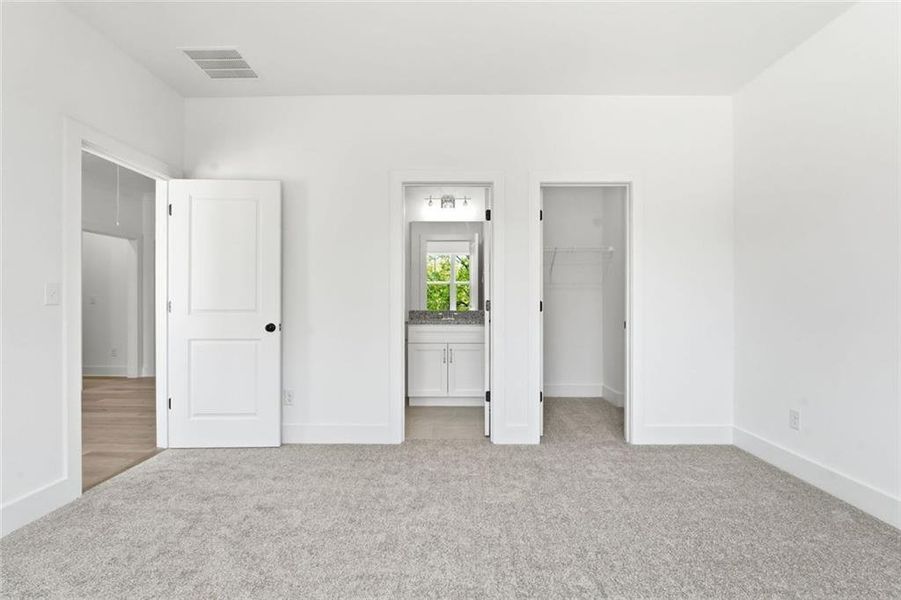 Spacious, unfurnished interior of a new home in , Marietta (Image 44). Spacious, unfurnished interior of a new home in , Marietta (Image 44).