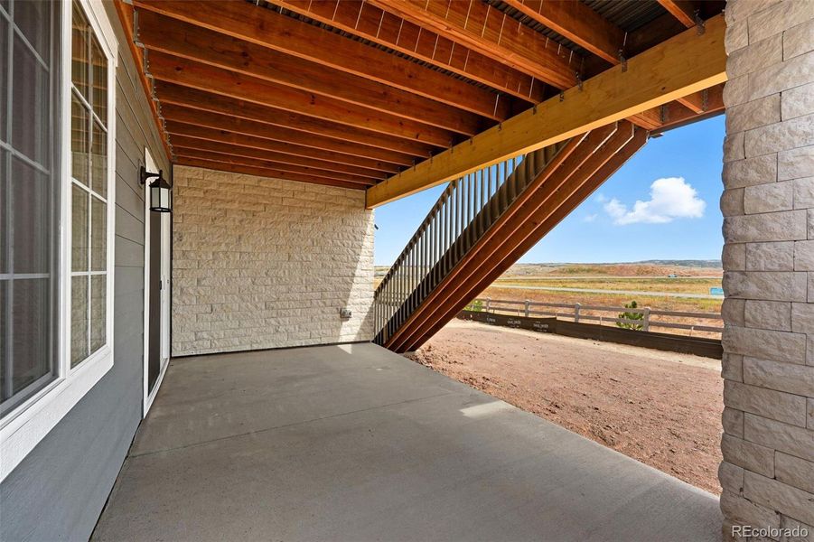 8828 Whiteclover ~ Ready Now