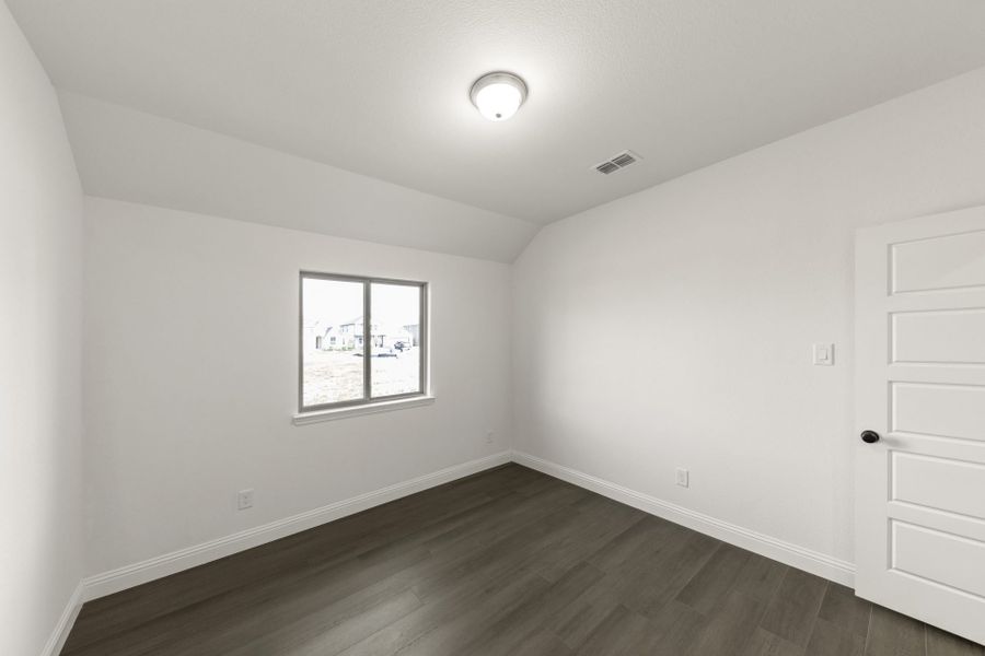 Spacious, unfurnished interior of a new home in Meadow Run, Melissa (Image 19). Spacious, unfurnished interior of a new home in Meadow Run, Melissa (Image 19).