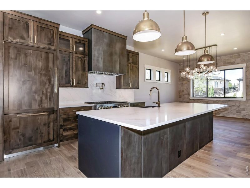 Furnished interior view inside a new home in , Windsor (Image 33).